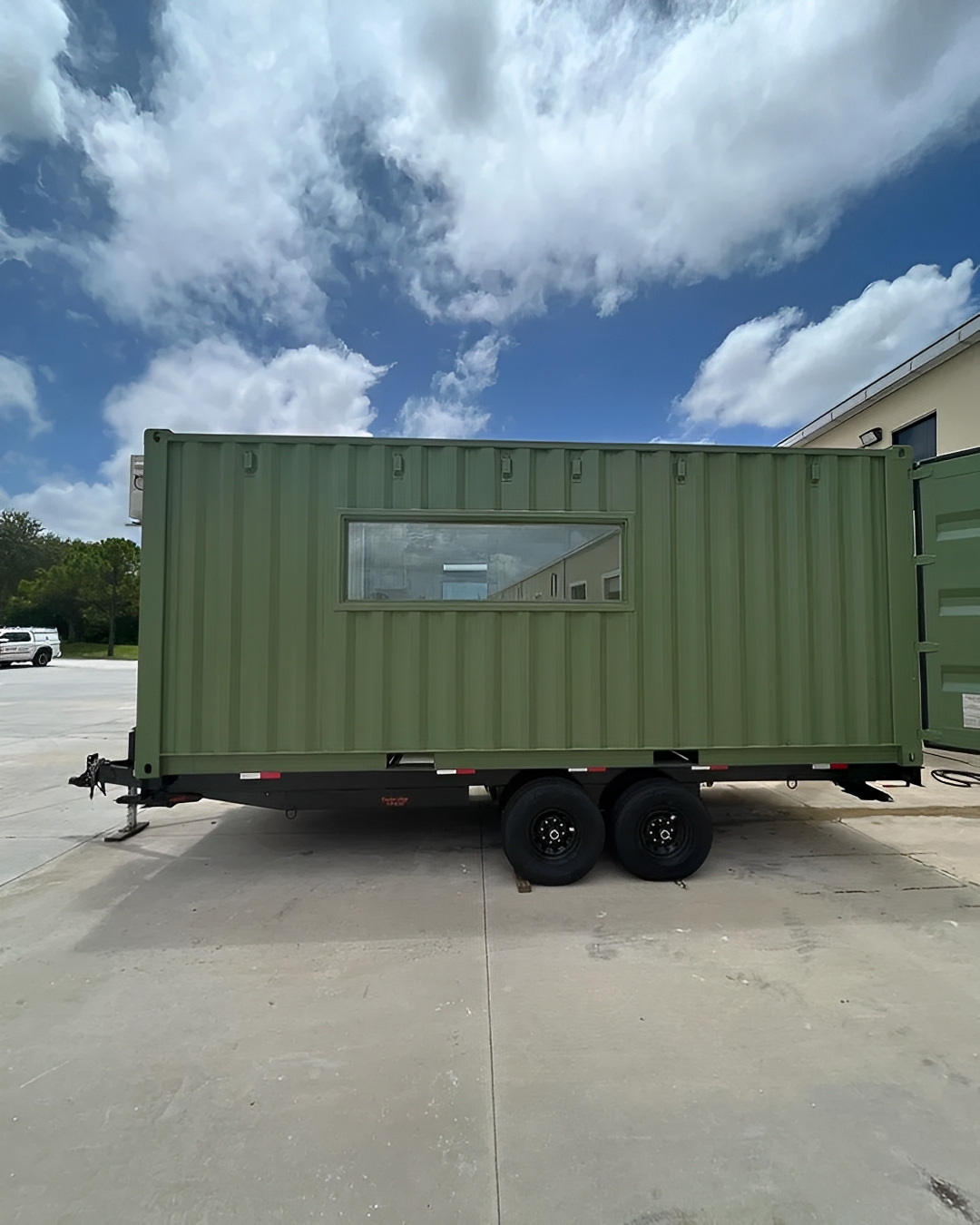 20x8ft-Portable-Container-House-On-Wheels-2.jpg 20ft x 8ft Portable Container House On Wheels - Image 1